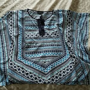 Patterned short sleeve shirt